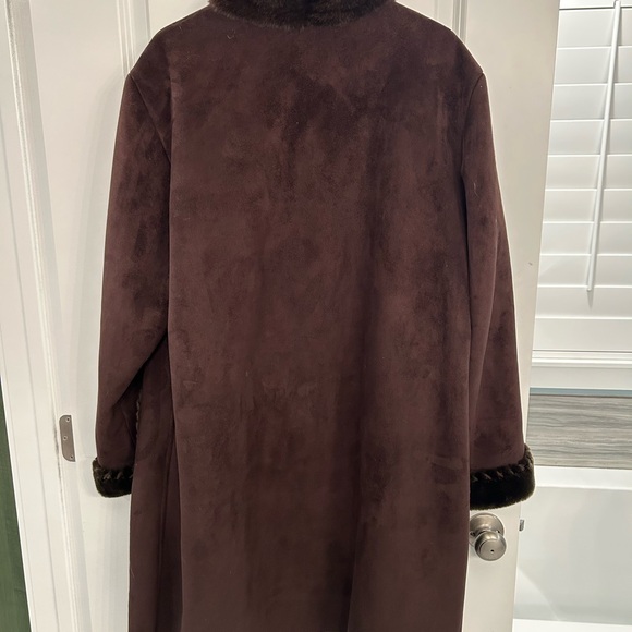 Dana Buchman Brown Coat with Genuine Fur Collar Vintage 90’s - Picture 2 of 6